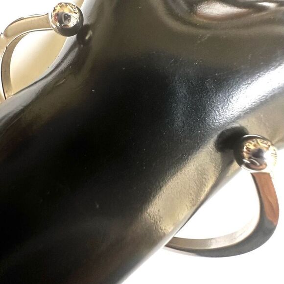 Avon vintage silver tone open cuff bracelet - Picture 3 of 6